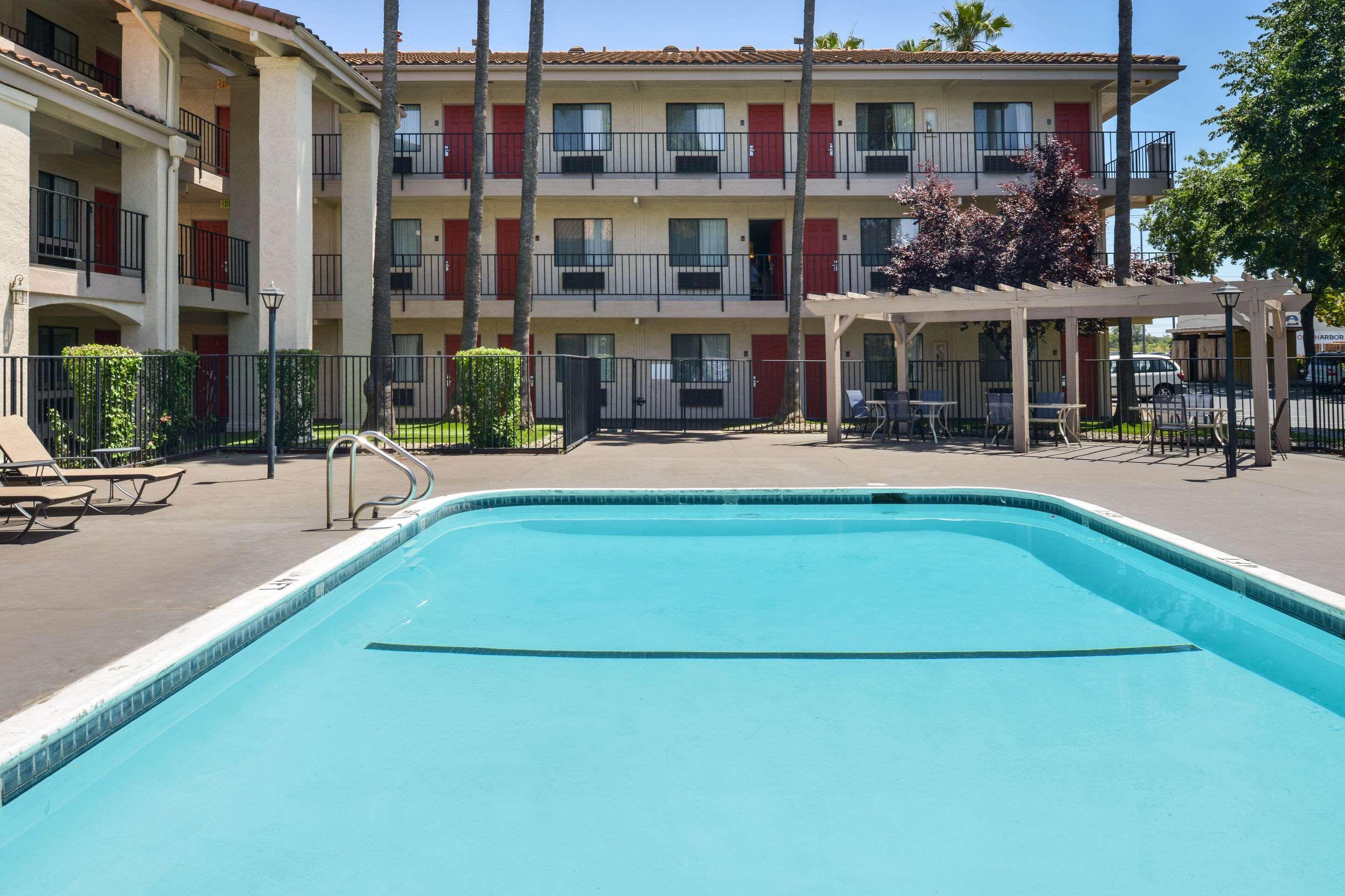 Rancho Cordova Inn Exterior photo